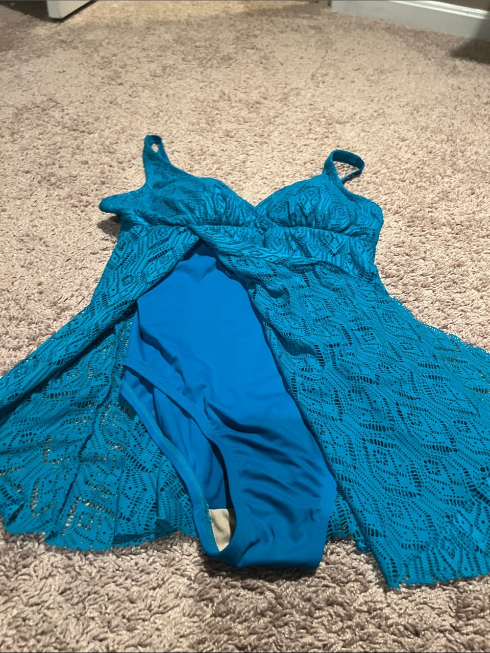 Three SWIM SUITS! Amazing bundle for a low price!! - Picture 8 of 14